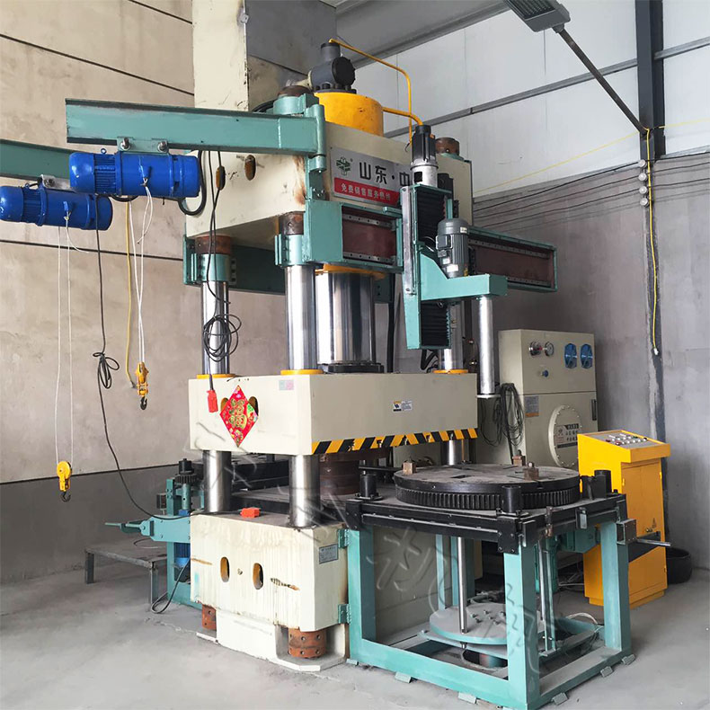 砂輪成型液壓機(jī) 砂輪成型液壓機(jī)