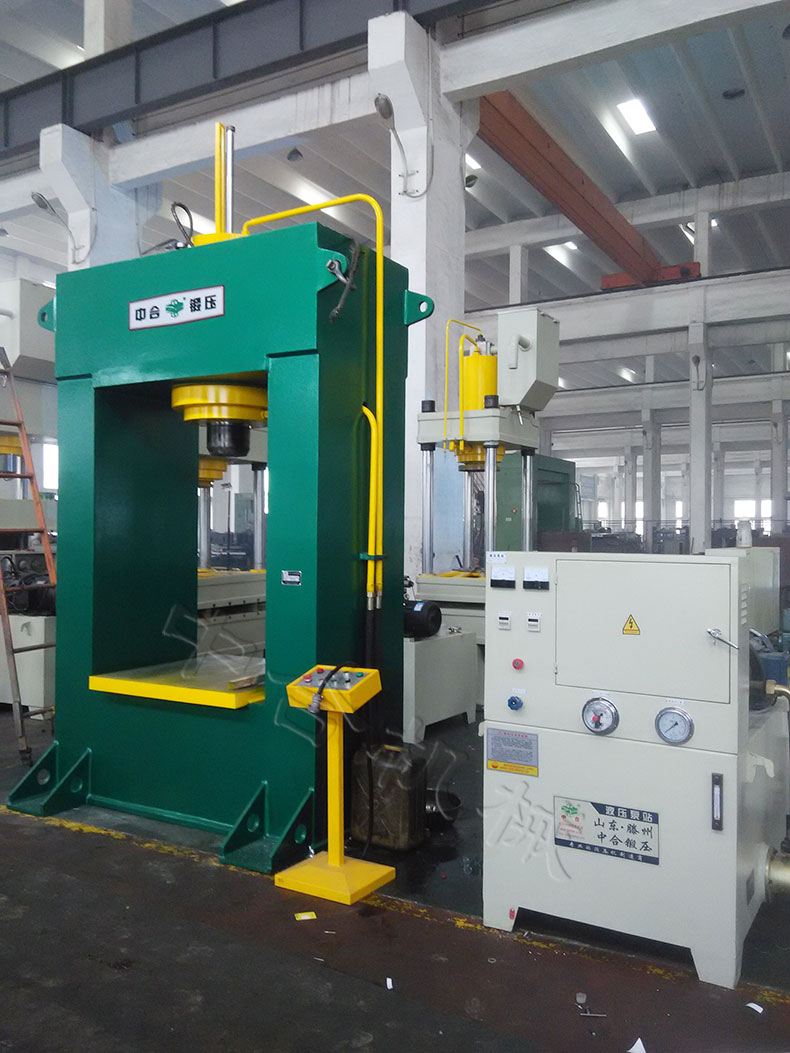 150T龍門導(dǎo)向液壓機(jī)(圖2) 150T龍門導(dǎo)向液壓機(jī)產(chǎn)品實(shí)拍