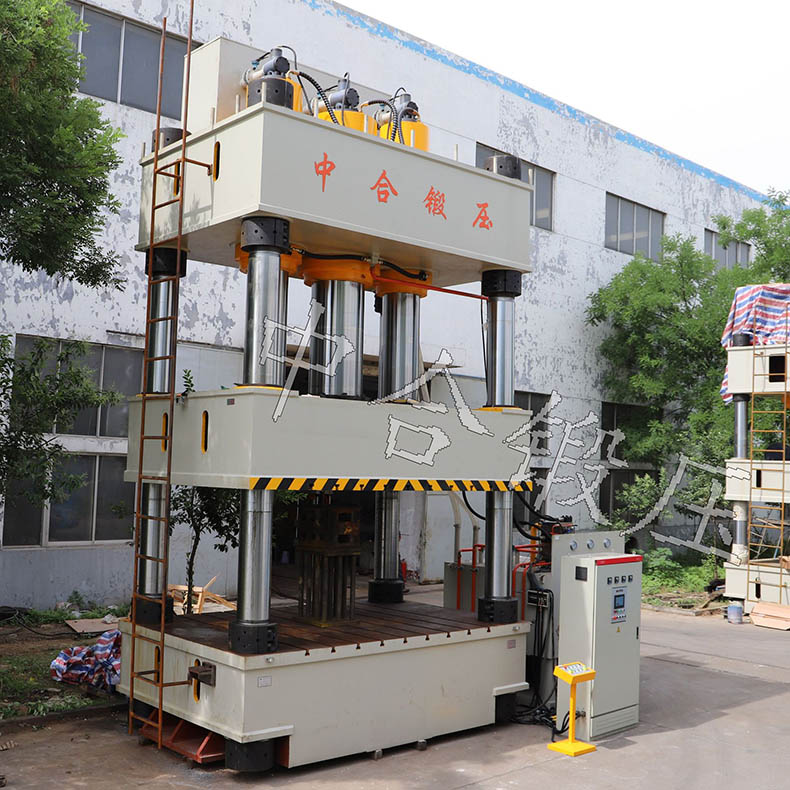 2000噸化糞池模壓成型液壓機(jī) 2000噸化糞池模壓成型液壓機(jī)