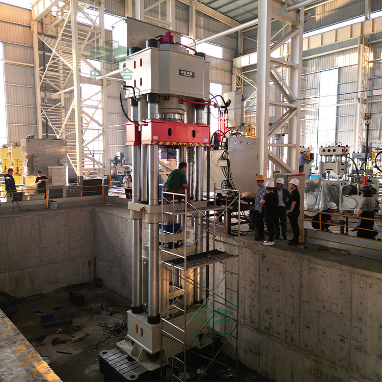 1000噸四柱液壓機(莫來石匣缽液壓機) 1000噸四柱液壓機(莫來石匣缽液壓機)