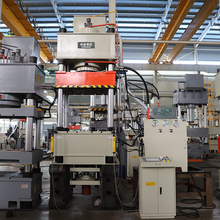 400噸三梁四柱液壓機(jī) 400噸三梁四柱液壓機(jī)