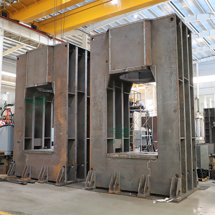 2500噸框架式液壓機機身架構 2500噸框架式液壓機機身架構