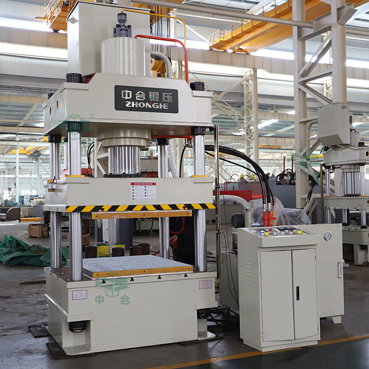 315噸新型建筑材料保溫板液壓機.jpg 315噸新型建筑材料保溫板液壓機.jpg