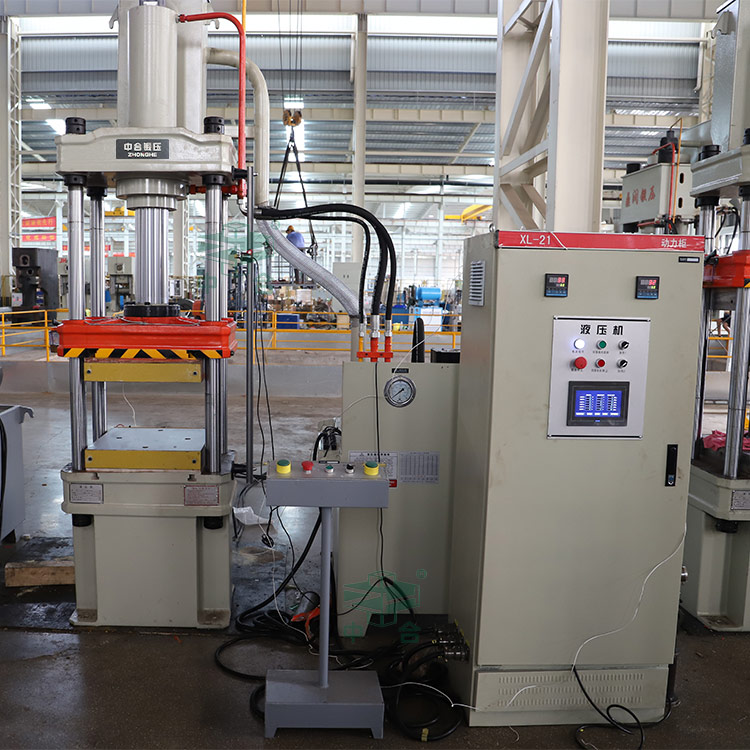 63噸四柱液壓機.jpg 63噸四柱液壓機.jpg