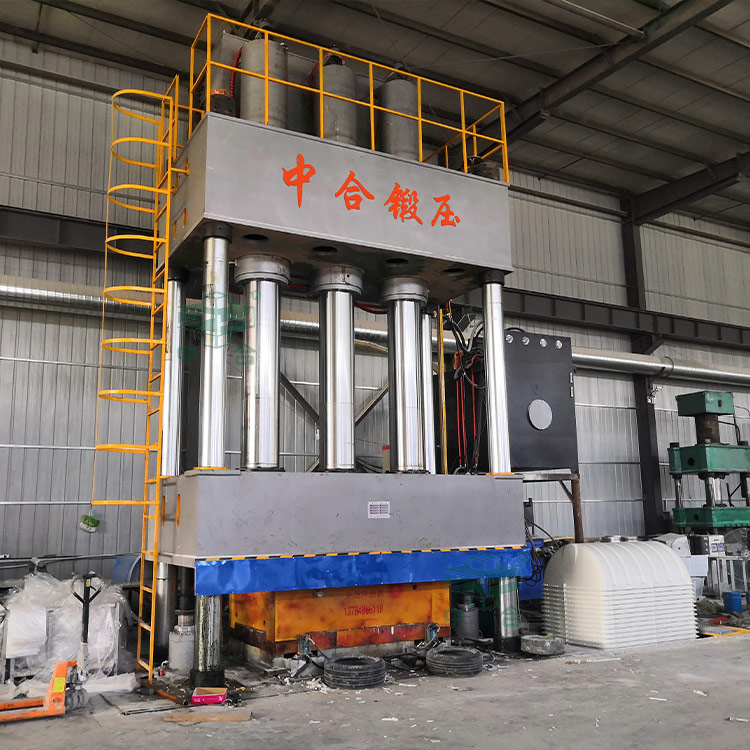 2000噸玻璃鋼化糞池液壓機.jpg 2000噸玻璃鋼化糞池液壓機.jpg