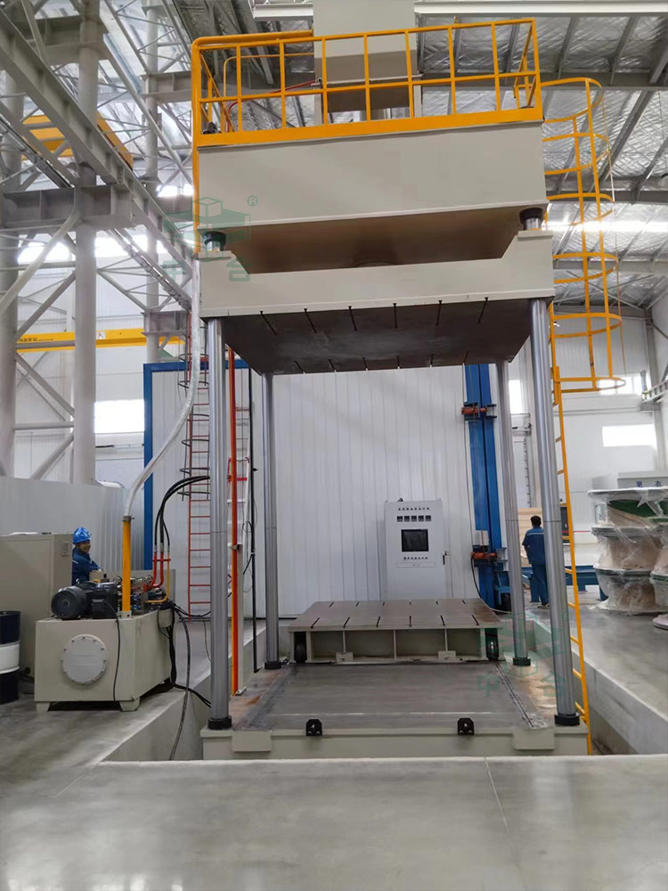 200噸四柱液壓機客戶車間調試.jpg 200噸四柱液壓機客戶車間調試.jpg