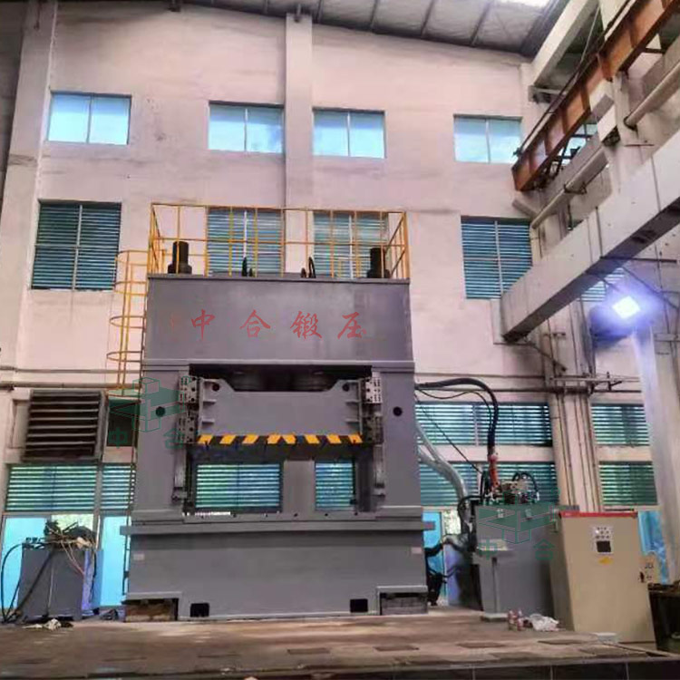 2000噸伺服液壓機.jpg 2000噸伺服液壓機.jpg