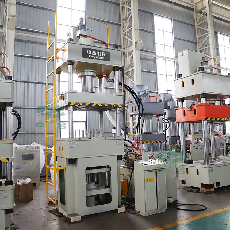 200噸三梁四柱液壓機.jpg 200噸三梁四柱液壓機.jpg