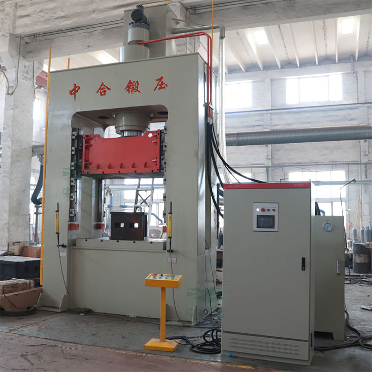 400噸框架式薄板拉伸液壓機(jī).jpg 400噸框架式薄板拉伸液壓機(jī).jpg