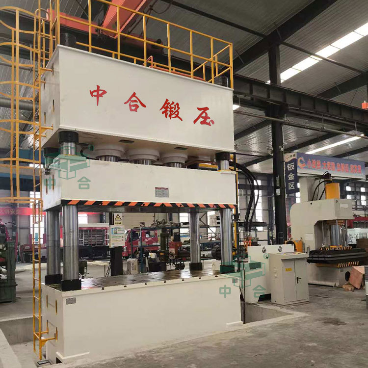 1000噸四柱液壓機安裝完成.jpg 1000噸四柱液壓機安裝完成.jpg