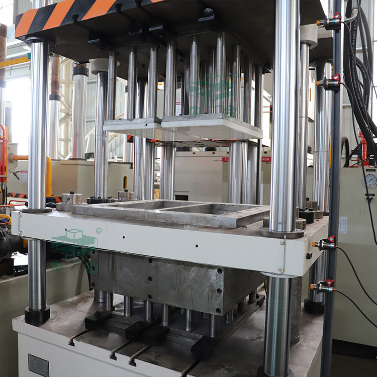 珍珠巖保溫板模具(一模兩出).jpg 珍珠巖保溫板模具(一模兩出).jpg