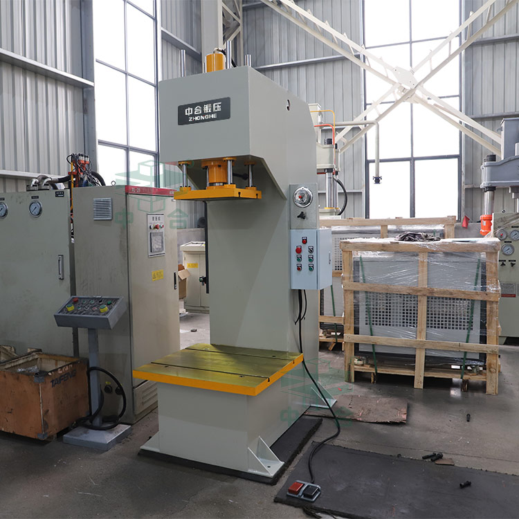 10噸單柱液壓機(jī).jpg 10噸單柱液壓機(jī).jpg