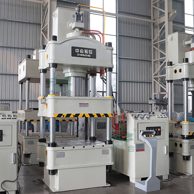 200噸四柱液壓機.jpg 200噸四柱液壓機.jpg