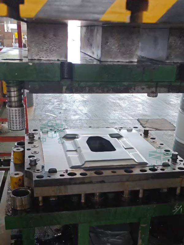 液晶電視機配件.jpg 液晶電視機配件.jpg