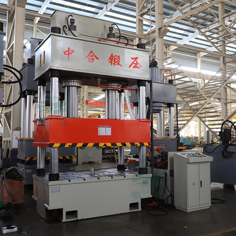400噸三梁四柱液壓機.jpg 400噸三梁四柱液壓機.jpg
