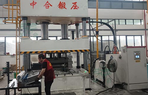 拉伸不銹鋼水槽需要多大噸位液壓機？