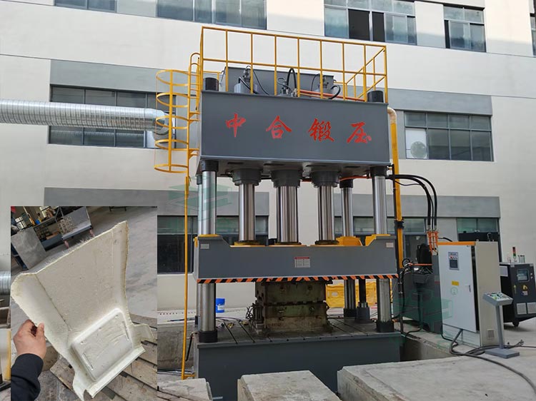 1000噸座椅靠背板模壓成型液壓機.jpg 1000噸座椅靠背板模壓成型液壓機.jpg