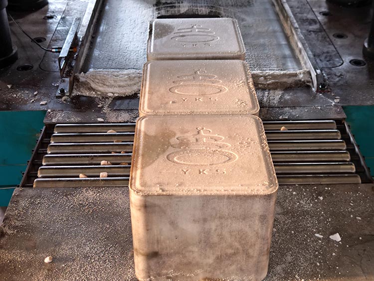 鹽磚.jpg 鹽磚.jpg