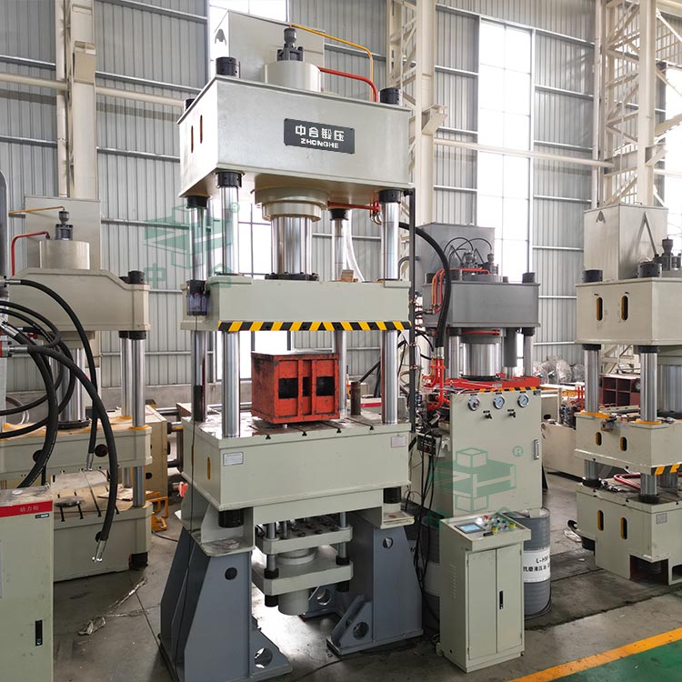 315噸液壓墊拉伸機(jī).jpg 315噸液壓墊拉伸機(jī).jpg