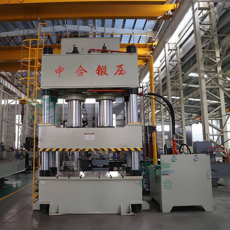 1000噸塑料建筑模殼成型液壓機.jpg 1000噸塑料建筑模殼成型液壓機.jpg