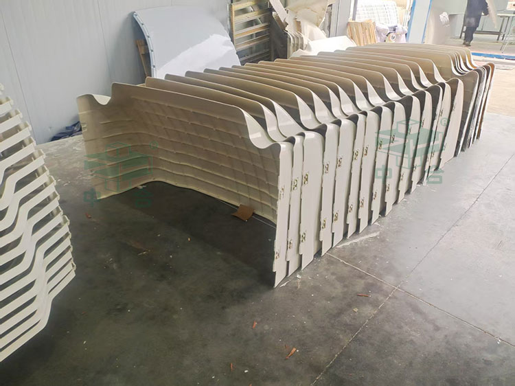 汽車導流罩.jpg 汽車導流罩.jpg