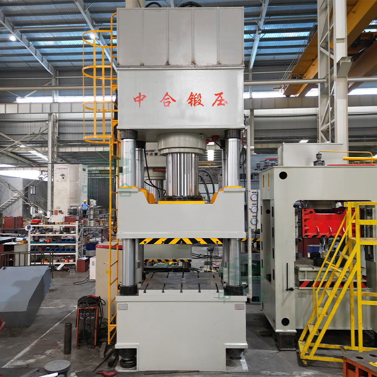 800噸三梁四柱液壓機(jī).jpg 800噸三梁四柱液壓機(jī).jpg