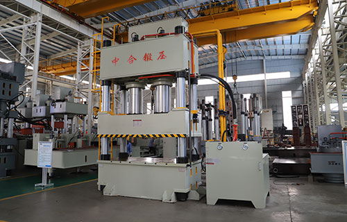 1000噸液壓機廠家推薦-中合機械20年出口經(jīng)驗