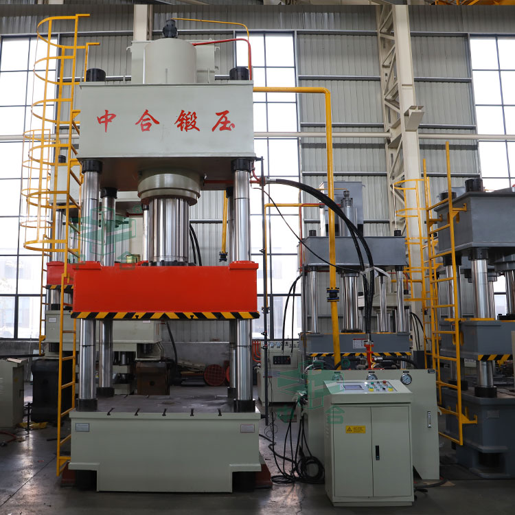 630噸四柱液壓機.jpg 630噸四柱液壓機.jpg