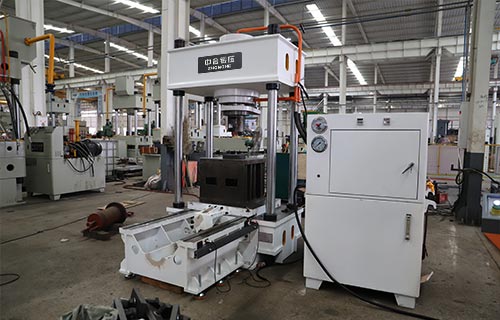 200噸四柱液壓機(jī)-移動(dòng)工作臺(tái)液壓機(jī)