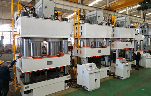 1600噸四柱液壓機（木屑托盤、塑料托盤）