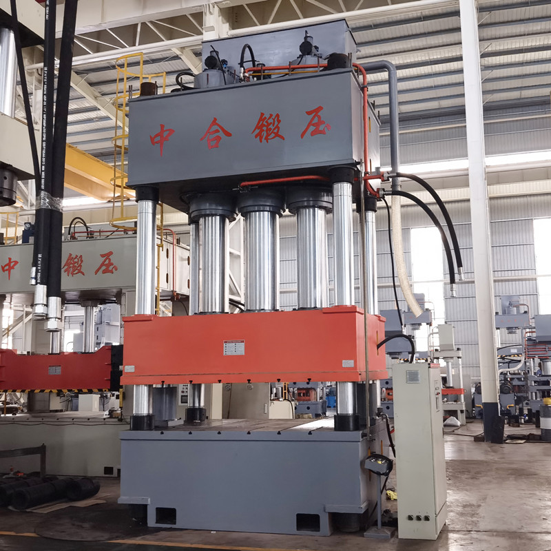 1500噸復(fù)合材料液壓機(jī) 1500噸復(fù)合材料液壓機(jī)