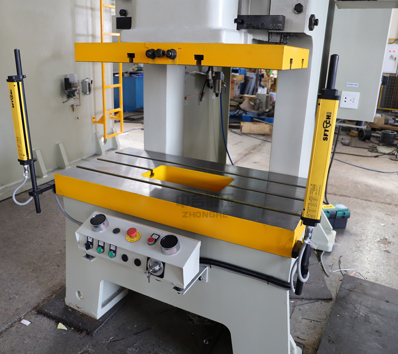 沖床_光柵保護裝置 沖床_光柵保護裝置