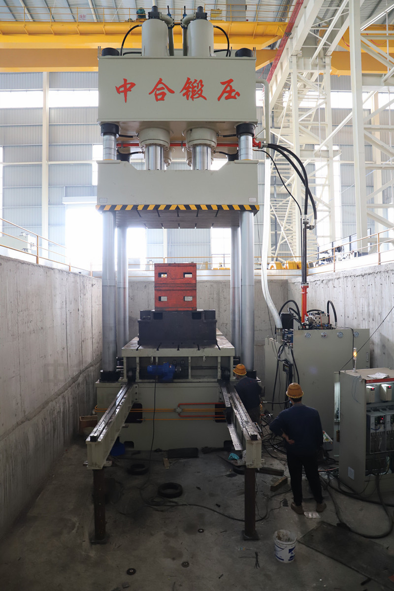 SMC模壓工藝_1500噸液壓機(jī)_復(fù)合材料成型設(shè)備(圖2) SMC模壓工藝_1500噸液壓機(jī)_復(fù)合材料成型設(shè)備(圖2)