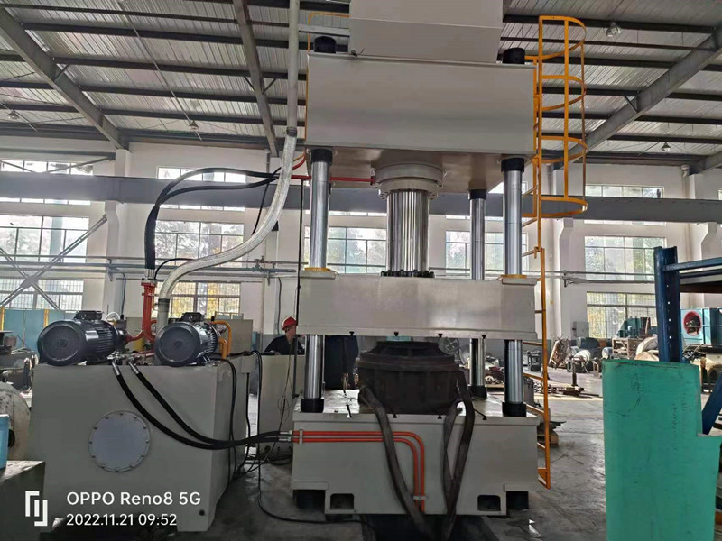 315噸四柱液壓機 315噸四柱液壓機