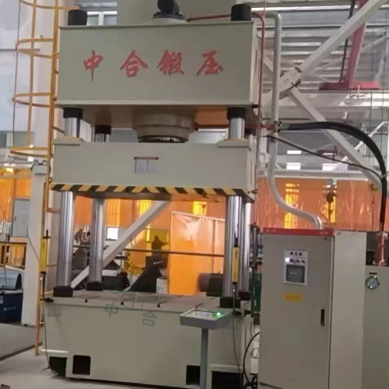 500噸鋼板折彎液壓機_500t冷壓四柱油壓機_伺服液壓機(圖2) 500噸鋼板折彎液壓機_500t冷壓四柱油壓機_伺服液壓機(圖2)