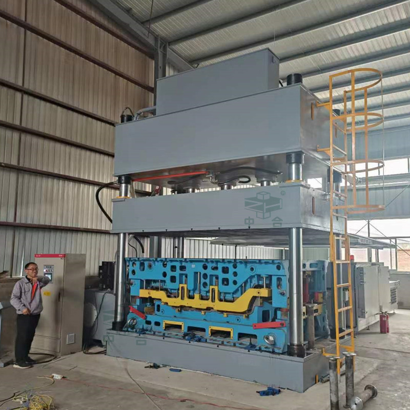 315噸汽車內飾件成型液壓機-大臺面液壓機定制(圖2) 315噸汽車內飾件成型液壓機-大臺面液壓機定制(圖2)