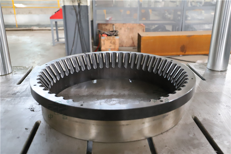 250噸四柱液壓機 250噸四柱液壓機