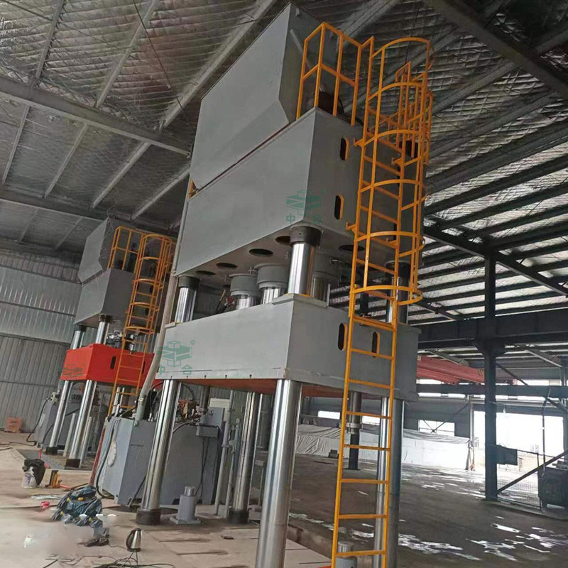 1500噸四柱液壓機 1500噸四柱液壓機