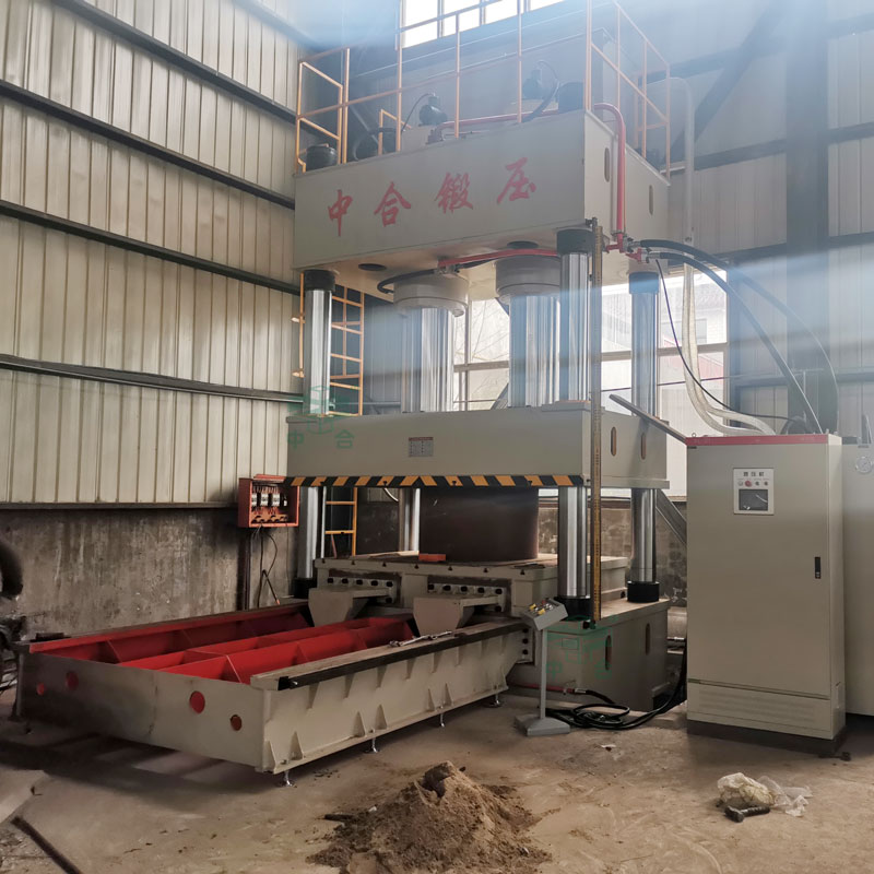 波紋板成型液壓機(jī)-1250噸四柱液壓機(jī) 波紋板成型液壓機(jī)-1250噸四柱液壓機(jī)