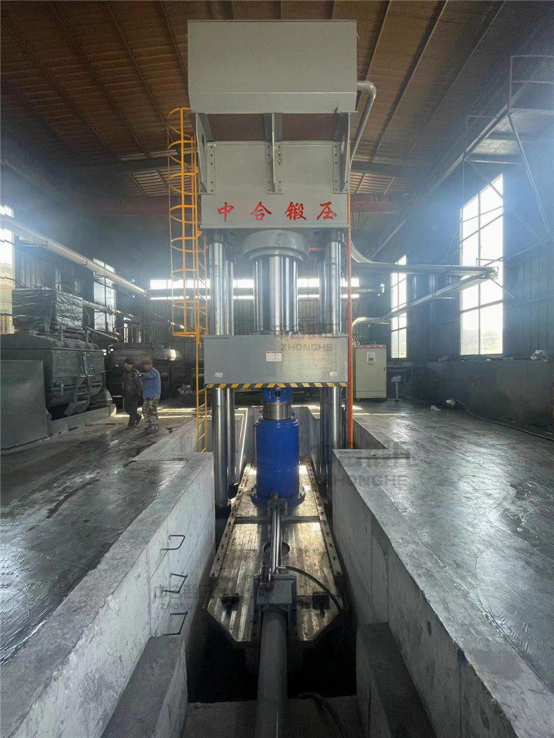 石墨坩堝液壓機 石墨坩堝液壓機