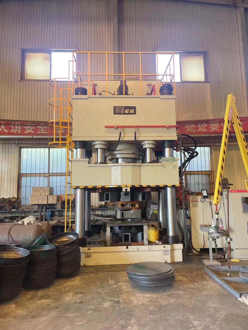 封頭沖壓成型液壓機-1750噸封頭液壓機客戶使用反饋(圖1) 封頭沖壓成型液壓機-1750噸封頭液壓機客戶使用反饋(圖1)