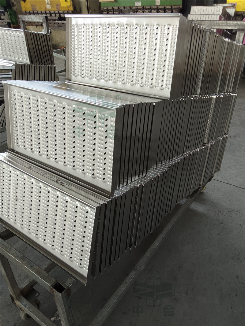 630噸地溝蓋板成型液壓機-不銹鋼地溝蓋板生產線(圖7) 630噸地溝蓋板成型液壓機-不銹鋼地溝蓋板生產線(圖7)